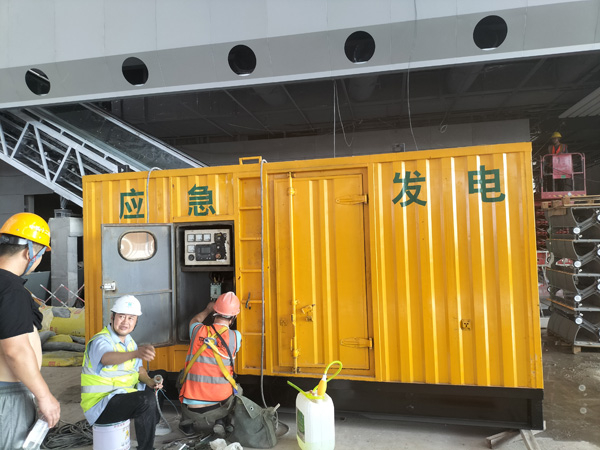 延庆怎样判断空气滤清器是否需要更换？